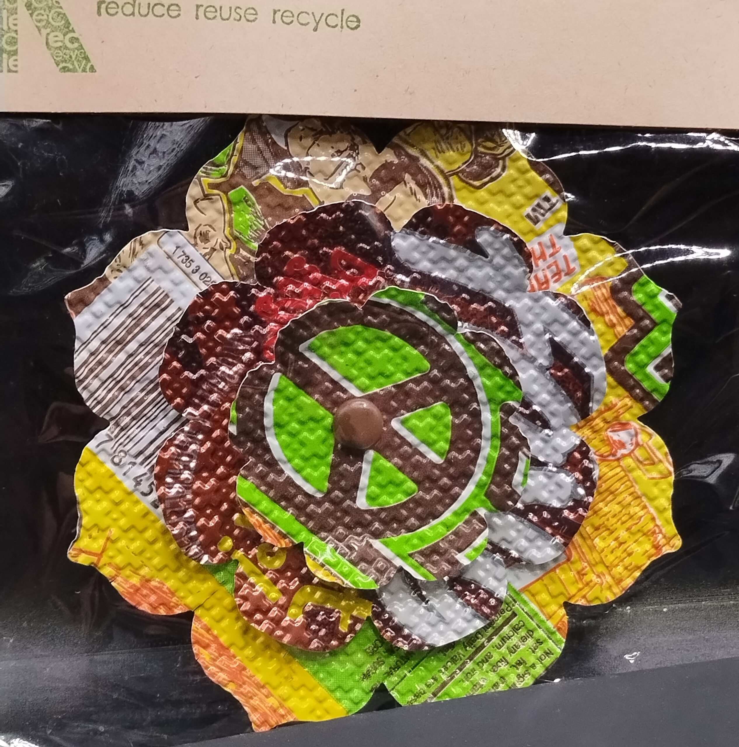 Large Flower Magnet (Recycled drink cans) - 2