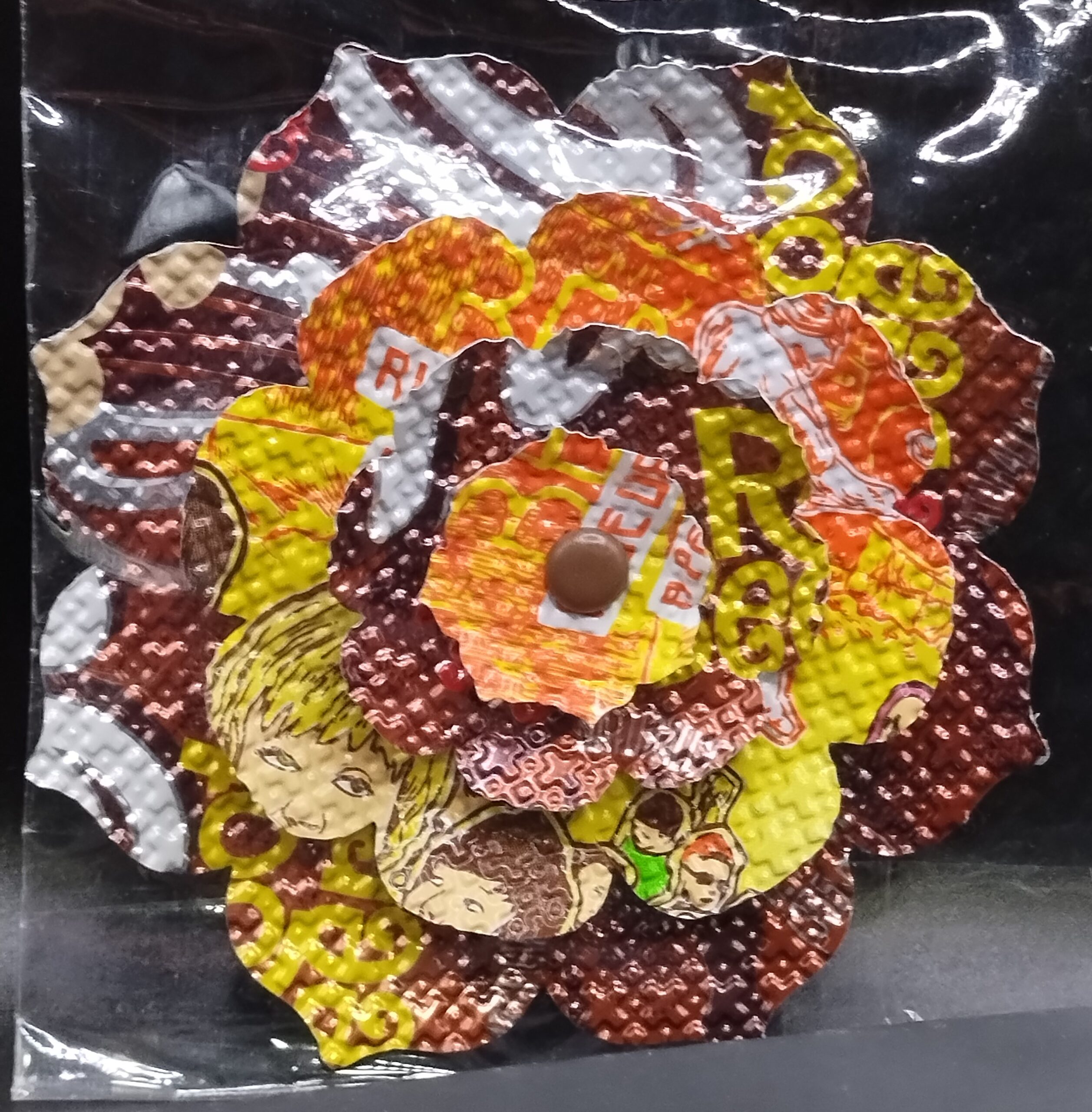 Large Flower Magnet (Recycled drink cans) - 4