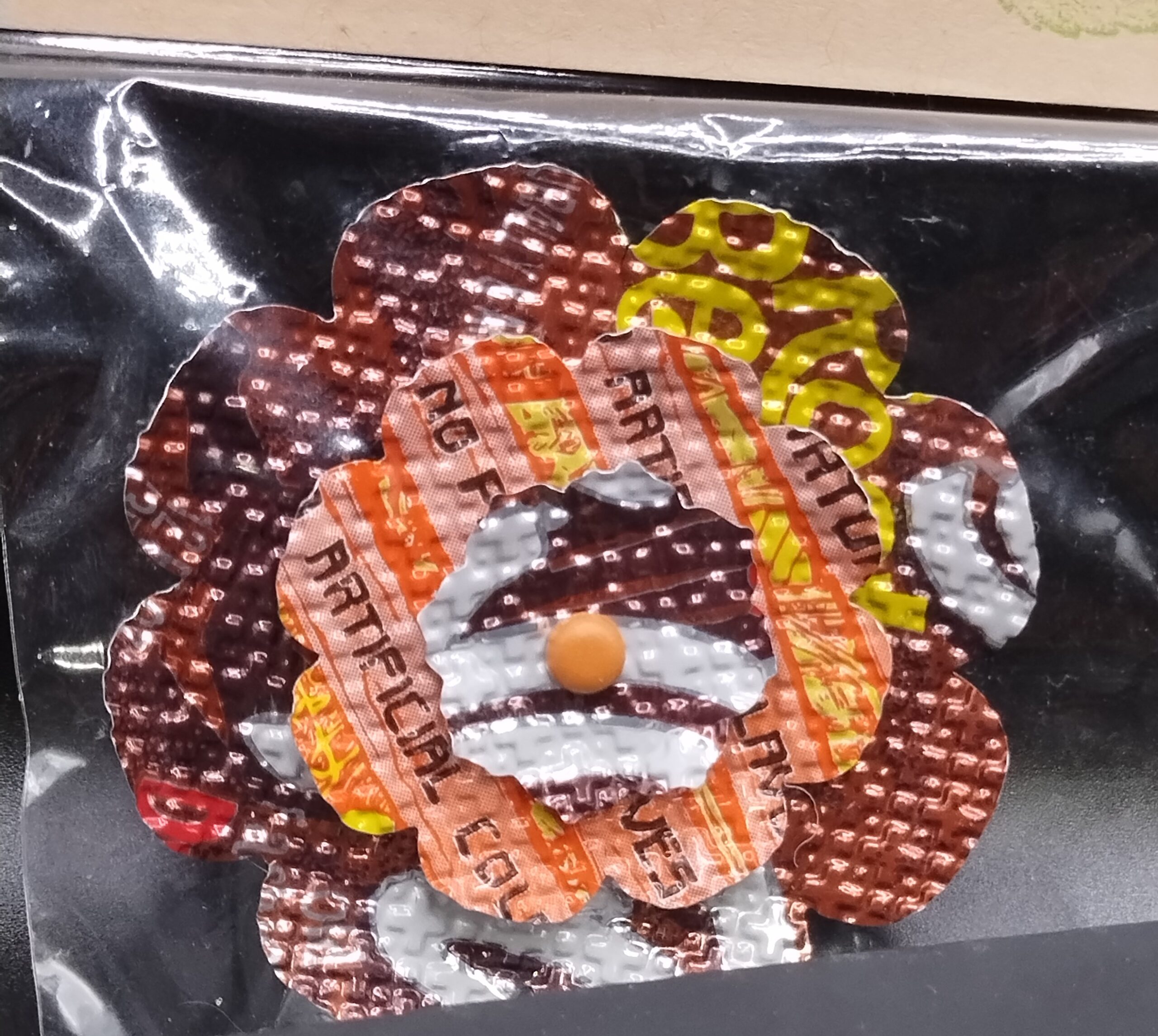 Small Flower Magnet (Recycled drink cans) - 3