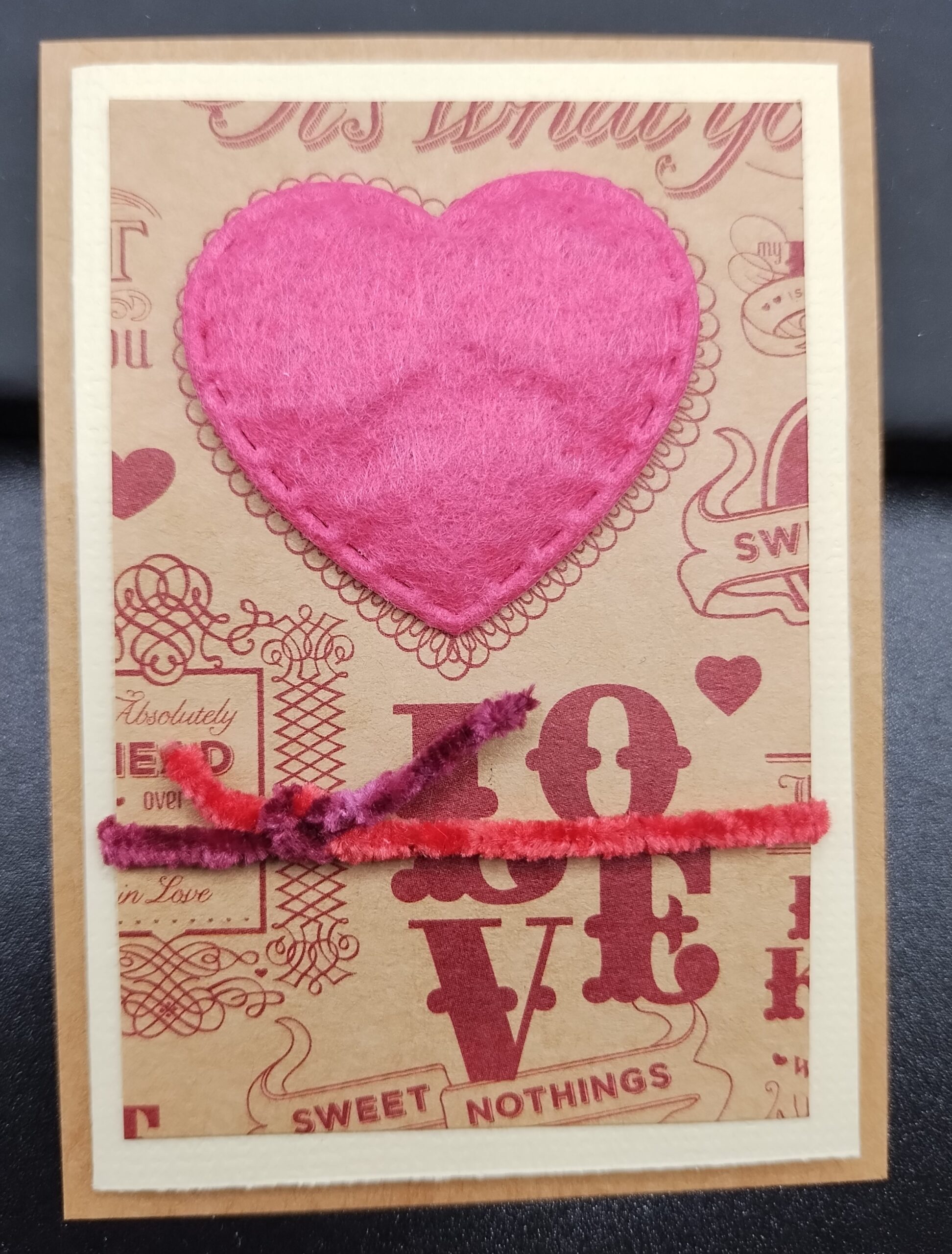 Hot Pink Puffy Felt Heart - Kraft gift size